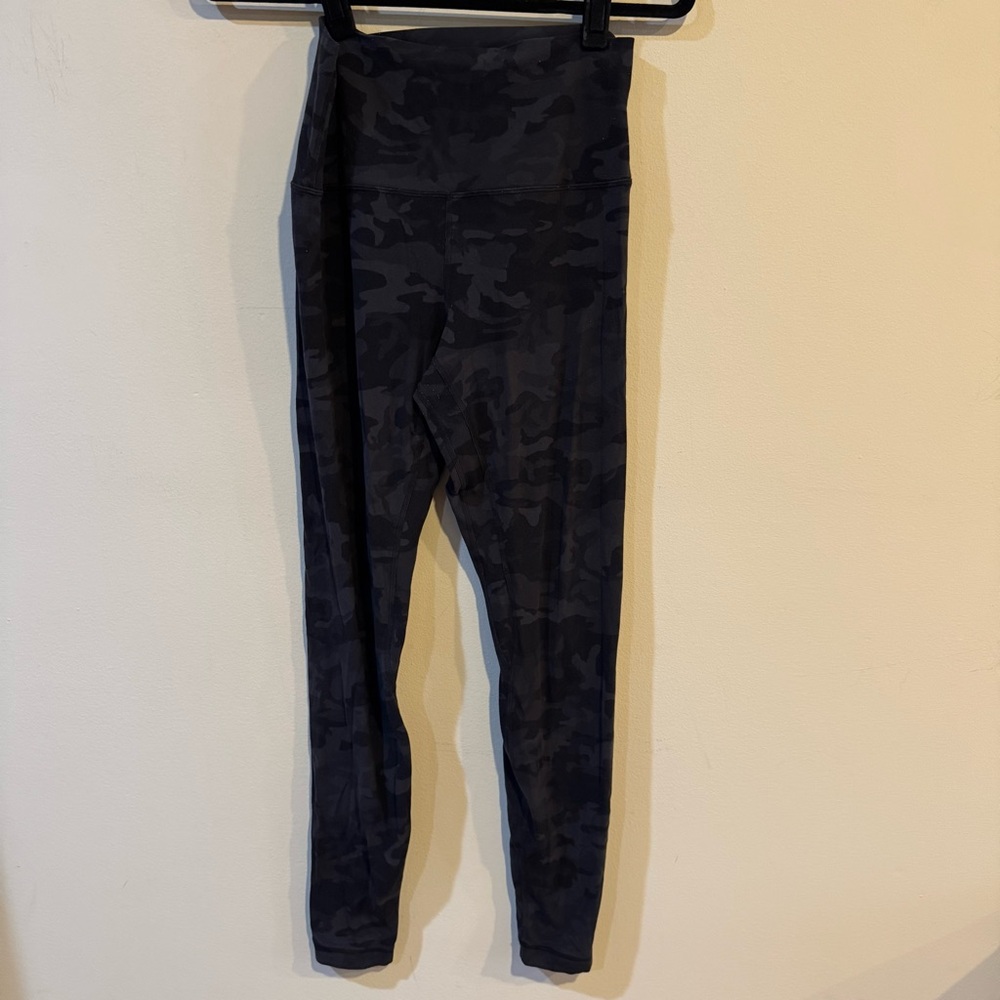Lululemon align black incognito camo 28” pant - Picture 2 of 8